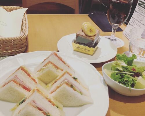 ブルーハンズ